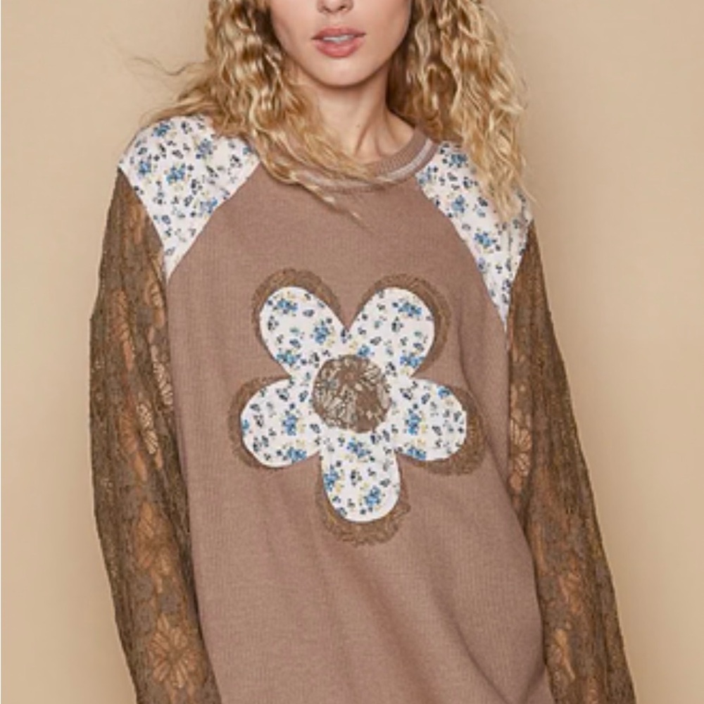 #923 POL Brown Floral Lace Sleeve Sweatshirt